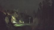 Archived webcam image showing Bialy Jar - Base station on 22 Oct 2026 at 00:11