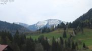 Archiviertes Webcam Bild: Oberstaufen: Biohotel Schratt - Blick zum Hochgrat am 19.04.2026 um 07:46 Uhr