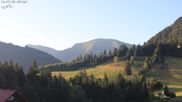 Archiviertes Webcam Bild: Oberstaufen: Biohotel Schratt - Blick zum Hochgrat am 12.07.2026 um 06:48 Uhr