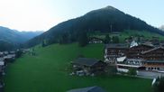 Archived webcam image showing Alpbach - Galtenberg ski lift on 5 Aug 2026 at 07:09