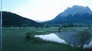 Archiviertes Webcam Bild: Tiroler Zugspitz Arena - Golfplatz Ehrwald-Lermoos am 22.05.2026 um 07:53 Uhr