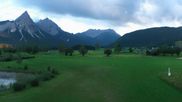 Archiviertes Webcam Bild: Tiroler Zugspitz Arena - Golfplatz Ehrwald-Lermoos am 27.07.2026 um 20:35 Uhr