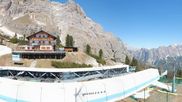 Archiviertes Webcam Bild: Cortina d'Ampezzo: Tofana-Abfahrt (Duca d'Aosta) am 01.05.2026 um 12:14 Uhr