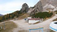 Archiviertes Webcam Bild: Cortina d'Ampezzo: Tofana-Abfahrt (Duca d'Aosta) am 17.10.2026 um 08:55 Uhr