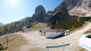 Archiviertes Webcam Bild: Cortina d'Ampezzo: Tofana-Abfahrt (Duca d'Aosta) am 17.10.2026 um 14:55 Uhr