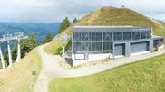 Archiviertes Webcam Bild: SkiWelt Westendorf - Bergstation Fleidingbahn am 26.08.2026 um 10:54 Uhr