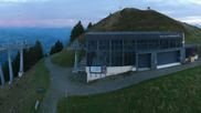 Archiviertes Webcam Bild: SkiWelt Westendorf - Bergstation Fleidingbahn am 30.08.2026 um 06:31 Uhr