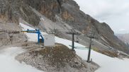 Archived webcam image showing Cortina d'Ampezzo - Top Station Pomedes on 4 May 2026 at 14:26
