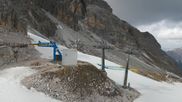 Archived webcam image showing Cortina d'Ampezzo - Top Station Pomedes on 4 May 2026 at 16:26