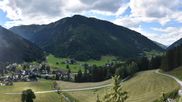 Archiviertes Webcam Bild: Donnersbachwald: Blick auf den Ort und Skigebiet Riesneralm am 12.07.2026 um 16:58 Uhr