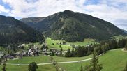 Archiviertes Webcam Bild: Donnersbachwald: Blick auf den Ort und Skigebiet Riesneralm am 26.08.2026 um 14:09 Uhr