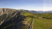 Archiviertes Webcam Bild: Aflenzer Bürgeralm - Bergstation Schönleiten am 29.05.2026 um 08:43 Uhr