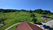 Archiviertes Webcam Bild: Nesselwang - Alpspitzbahn Talstation am 28.05.2026 um 10:56 Uhr