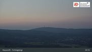 Archiviertes Webcam Bild: Mehlmeisel: Klausenlifte im Fichtelgebirge am 26.08.2026 um 21:49 Uhr