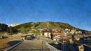 Archiviertes Webcam Bild: Courchevel: Weltcup-Piste Slalom am 26.05.2026 um 07:38 Uhr