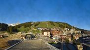 Archiviertes Webcam Bild: Courchevel: Weltcup-Piste Slalom am 29.05.2026 um 07:02 Uhr