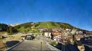 Archiviertes Webcam Bild: Courchevel: Weltcup-Piste Slalom am 15.06.2026 um 07:27 Uhr