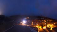 Archiviertes Webcam Bild: Courchevel: Weltcup-Piste Slalom am 11.10.2026 um 07:19 Uhr
