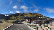Archiviertes Webcam Bild: Courchevel: Weltcup-Piste Slalom am 11.10.2026 um 12:19 Uhr