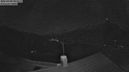 Archiviertes Webcam Bild: Aeschi - Skihütte Aeschiallmend am 08.04.2026 um 04:18 Uhr