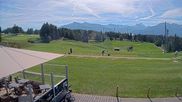 Archiviertes Webcam Bild: Crans Montana: Skischule am 26.08.2026 um 10:59 Uhr