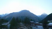 Archiviertes Webcam Bild: Saas Fee: Dorf am 28.05.2026 um 07:43 Uhr