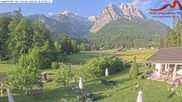 Archiviertes Webcam Bild: Grainau: Hotel Längenfelder Hof am 28.05.2026 um 07:47 Uhr