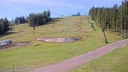 Archived webcam image showing Isaberg Mountain Resort - Familjebacken Slope on 11 May 2026 at 08:51