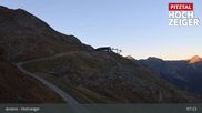 Archiviertes Webcam Bild: Jerzens - Bergstation Hochzeiger 2.5 am 23.09.2026 um 07:24 Uhr