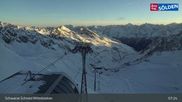 Archiviertes Webcam Bild: Sölden - Schwarze Schneid Mittelstation am 26 Feb 2026 um 07:53 Uhr