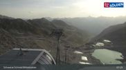 Archived webcam image showing Sölden - Schwarze Schneid Gondola on 14 Jul 2026 at 07:04