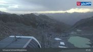 Archiviertes Webcam Bild: Sölden - Schwarze Schneid Mittelstation am 28.08.2026 um 07:57 Uhr
