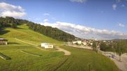 Archiviertes Webcam Bild: Hauser Kaibling: Talstation Gondelbahn - Wollis Kids Park & Skischule am 12.07.2026 um 07:49 Uhr