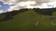Archiviertes Webcam Bild: Hauser Kaibling: Talstation Gondelbahn - Wollis Kids Park & Skischule am 12.07.2026 um 14:05 Uhr