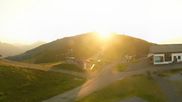 Archived webcam image showing Wildkogel-Arena: Top station Wildkogel gondola on 3 Aug 2026 at 06:11