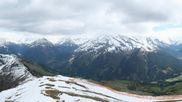 Archived webcam image showing Mayrhofen - Top station 150er Tux on 21 May 2026 at 16:12