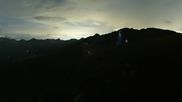 Archiviertes Webcam Bild: Mayrhofen: Bergstation 150er Tux am 07.10.2026 um 04:37 Uhr