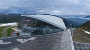 Archiviertes Webcam Bild: Axamer Lizum: Hoadl-Haus und Bergstation Olympiabahn am 09.06.2026 um 06:40 Uhr