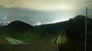 Archived webcam image showing Axamer Lizum: Hoadl-Haus und Top station Olympiabahn on 9 Sep 2026 at 00:37
