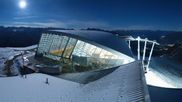 Archived webcam image showing Axamer Lizum: Hoadl-Haus und Top station Olympiabahn on 23 Oct 2026 at 02:18