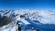 Archived webcam image showing Val Senales Glacier - Viewing platform Grawand on 1 May 2026 at 00:13