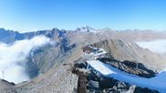 Archiviertes Webcam Bild: Schnalstaler Gletscher - Aussichtsplattform Grawandspitze am 27.08.2026 um 00:14 Uhr