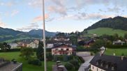 Archiviertes Webcam Bild: Gröbming: Blick auf Kirche und Panoramabad am 26.08.2026 um 06:24 Uhr