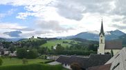 Archiviertes Webcam Bild: Gröbming: Blick auf Kirche und Panoramabad am 26.08.2026 um 08:24 Uhr