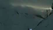 Archived webcam image showing Hintertux Glacier - Top station Gefrorene Wand on 16 Mar 2026 at 00:57