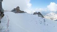 Archived webcam image showing Hintertux Glacier - Top station Gefrorene Wand on 20 Jun 2026 at 10:35