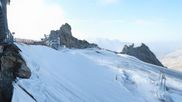 Archived webcam image showing Hintertux Glacier - Top station Gefrorene Wand on 6 Aug 2026 at 08:08