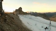 Archived webcam image showing Hintertux Glacier - Top station Gefrorene Wand on 20 Sep 2026 at 07:59