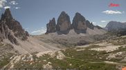 Archiviertes Webcam Bild: Dreizinnenhütte Südtirol: Blick auf die 3 Zinnen am 04.07.2026 um 14:53 Uhr