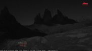 Archiviertes Webcam Bild: Dreizinnenhütte Südtirol: Blick auf die 3 Zinnen am 29.09.2026 um 00:28 Uhr